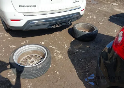 2009 Volkswagen Gti 4-Door from USA, damaged, VIN WVWHV71K09W140637